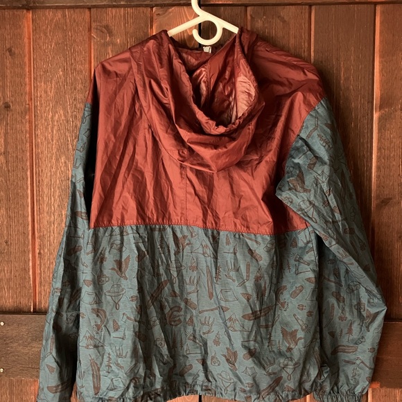 Columbia Retro Red and Blue Windbreaker - Picture 3 of 5